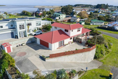 12 Robbie Street, Foxton Beach, Foxton