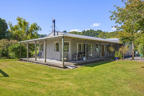 63 South Manakau Road, Manakau, Otaki