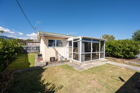 2/64 Golf Road, Tahunanui, Nelson