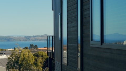 21 Coprosma Crescent, Waipahihi, Taupo