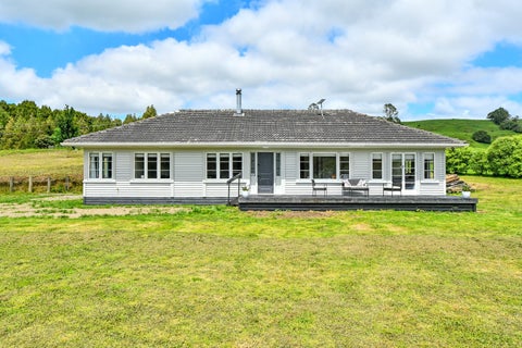 123 Falls Road, Hunua, Hunua