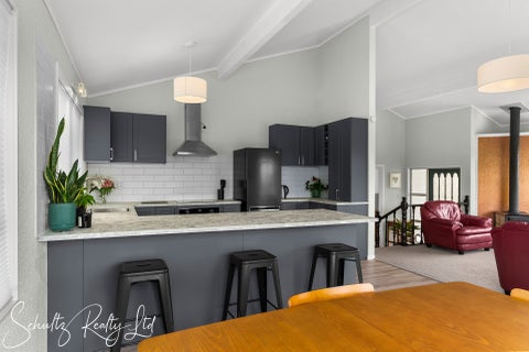 15 Bickerstaffe Road, Maungaturoto, Maungaturoto