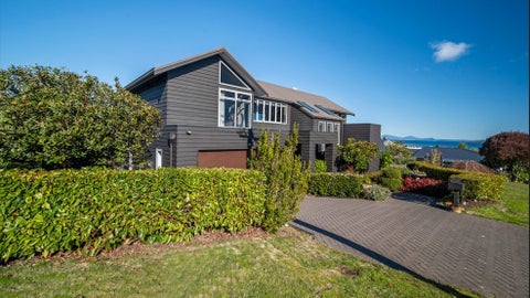23 Shepherd Road, Waipahihi, Taupo