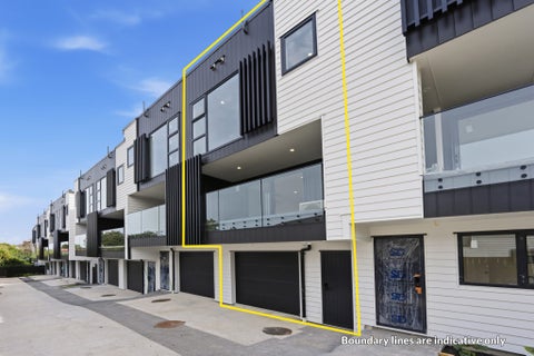 2/201 Sunnynook Road, Wairau Valley, Auckland