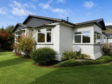 15 Sinnamon Street, Reefton, Reefton