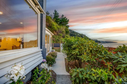 409 Marine Drive, Mahina Bay, Lower Hutt