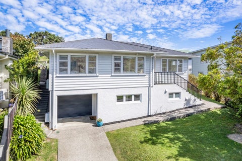 103 Kenmore Street, Newlands, Wellington