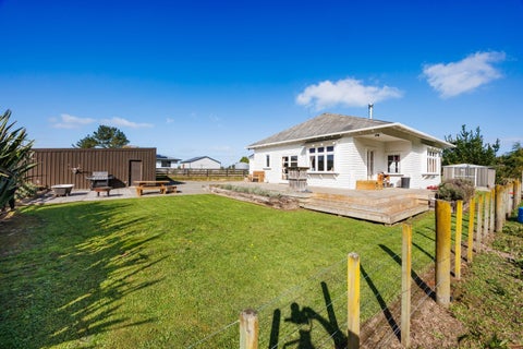 8 Knorp Street, Halcombe, Feilding