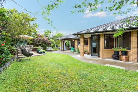 60 Omana Avenue, Helensville