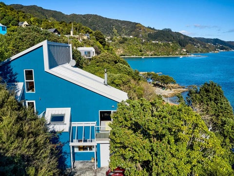 125B Marine Drive, Sorrento Bay, Lower Hutt