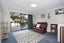 15 Wilson Street, Bulls - Carousel 27