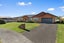 15 Thistlewood Avenue, Hamilton East, Hamilton - Carousel 1