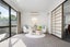 2/5 Hanlon Crescent, Narrow Neck, Auckland - Carousel 4