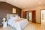 11 Penny Lane, Richmond - Carousel 18