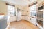 19 Selwyn Terrace, Thorndon, Wellington - Carousel 20