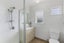 1/5 Raleigh Road, Northcote, Auckland - Carousel 8