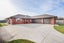 5 Cyprus Place, Fitzherbert, Palmerston North - Carousel 1