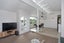 15 Wilson Street, Bulls - Carousel 7