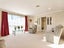 35 Thomas Road, Huntington, Hamilton - Carousel 14