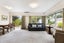 2/5 Evelyn Place, Hillcrest, Auckland - Carousel 4