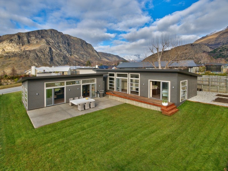 20 Atley Road, Arthurs Point, Queenstown - Carousel 1