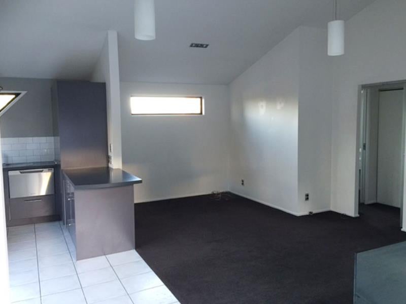 Property Valuation for 8A Avenue, Sandringham, Auckland Trade