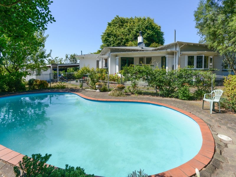 21 Domain Road, Waipawa, Waipawa - Carousel 1