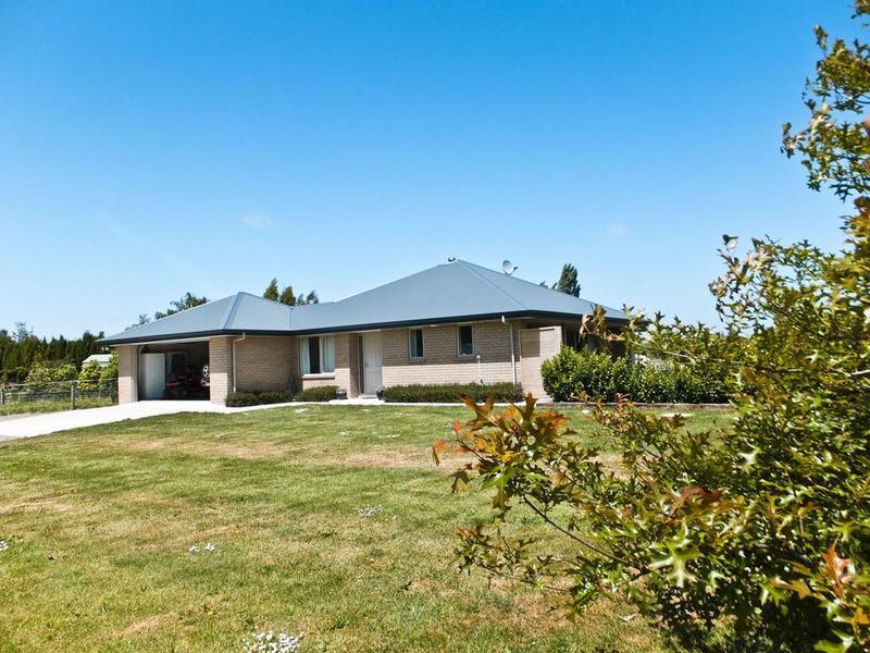 Property Valuation for 27 Parkes Road, Tuamarina Trade Me Property