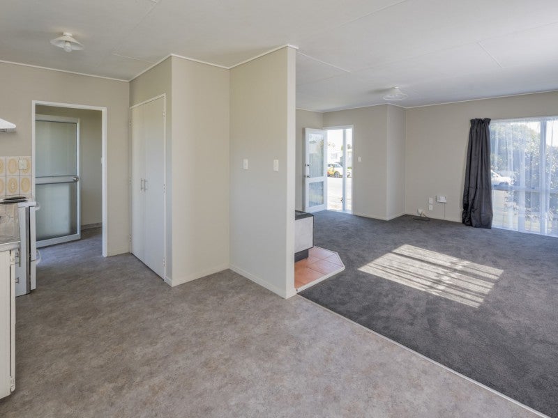 33 Perth Street, Levin, Levin - Carousel 2