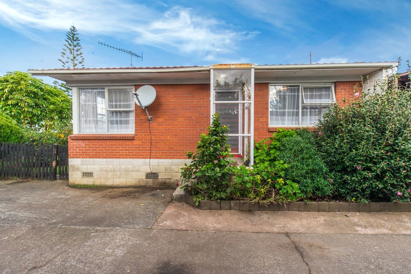 2/93 Coronation Road, Mangere Bridge, Auckland - Carousel 2