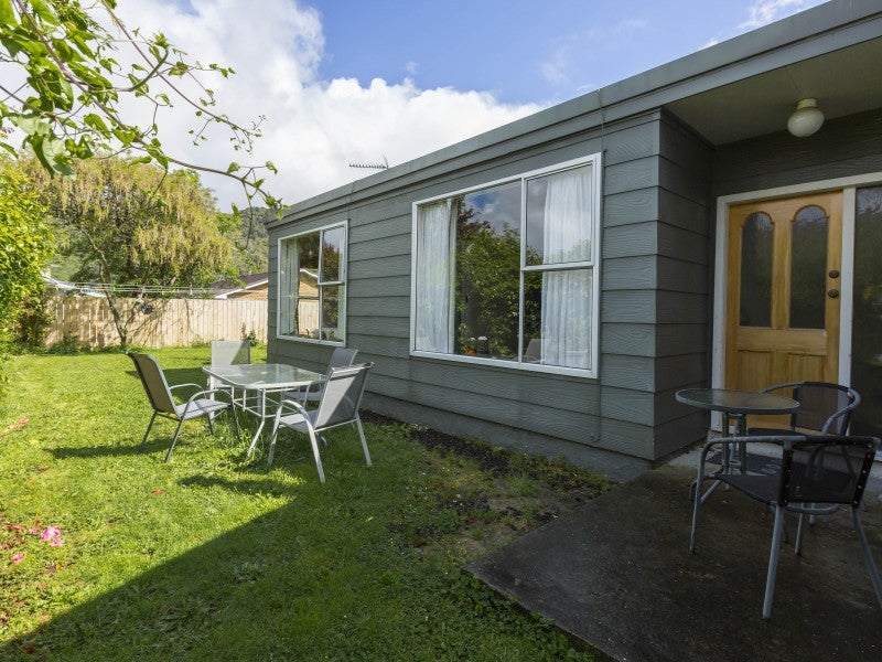 9 Akron Grove, Totara Park, Upper Hutt - Carousel 23