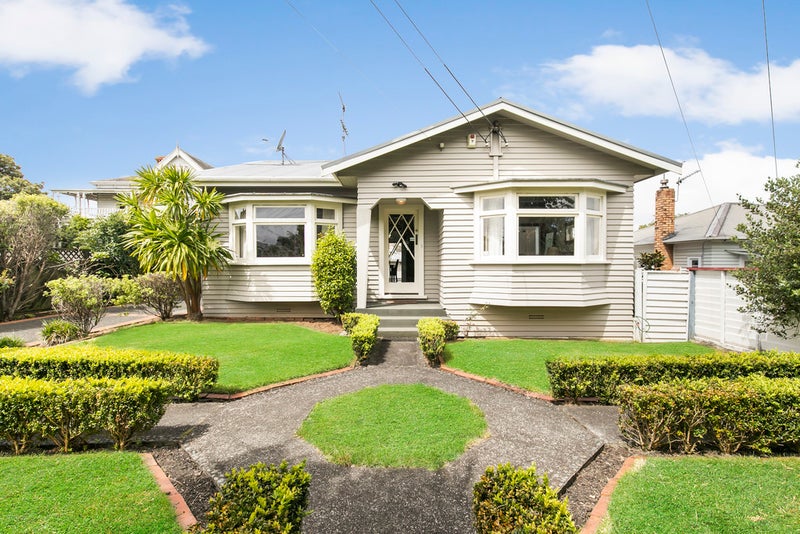 57 Spring Street, Onehunga, Auckland - Carousel 1
