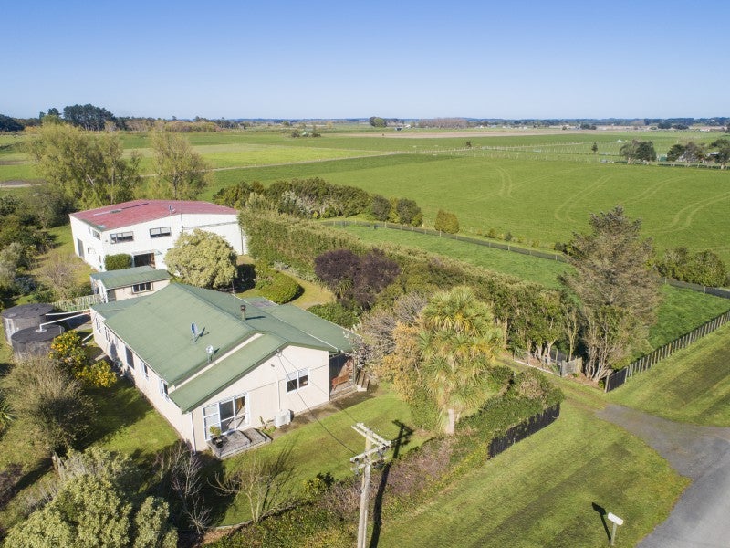 112 River Road, Rongotea, Palmerston North - Carousel 1