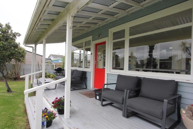 14 Shortt Street, Foxton Beach, Foxton - Carousel 2
