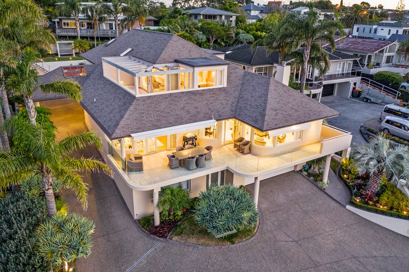 15 Island View Terrace, Cockle Bay, Auckland - Carousel 1