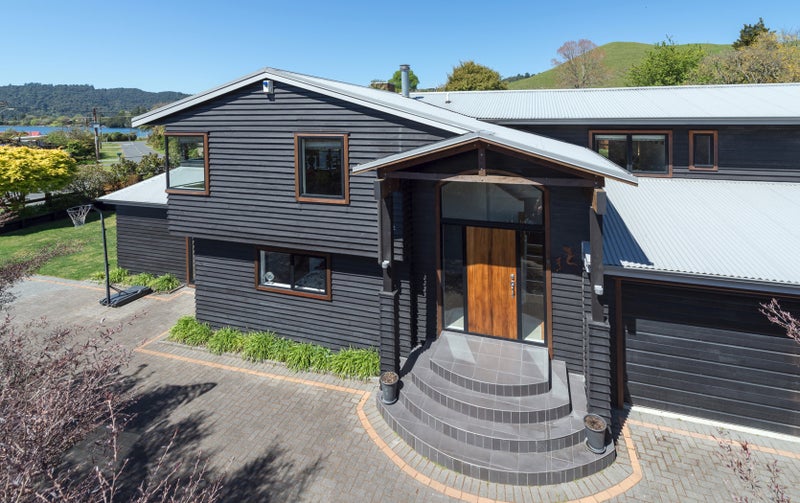 3 Benn Road, Lake Okareka, Rotorua - Carousel 2