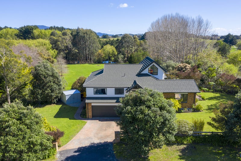 15 Sea Poppy Way, Otaihanga, Paraparaumu - Carousel 1