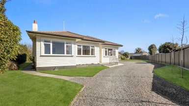 221 Saint Leonards Avenue, Saint Leonards, Hastings - Carousel 1