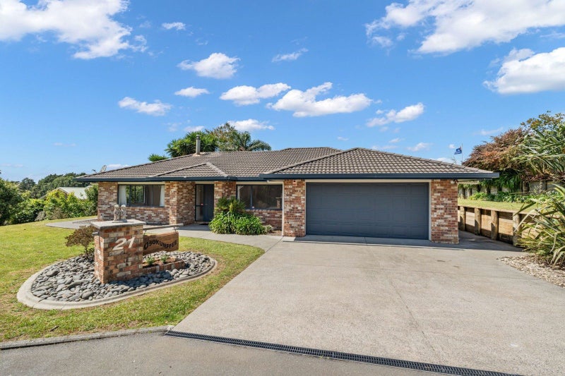 21 Gillingham Road, Kamo, Whangarei - Carousel 1