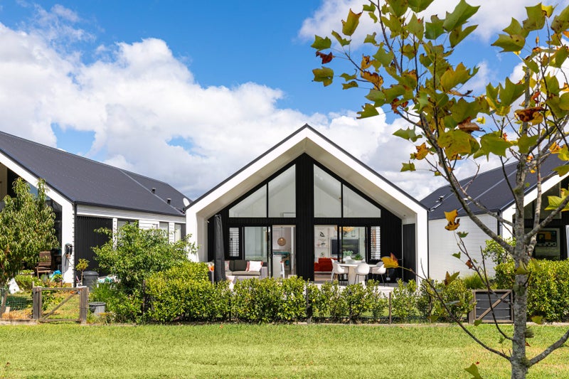 3 Airmens Lane, Hobsonville, Auckland - Carousel 1