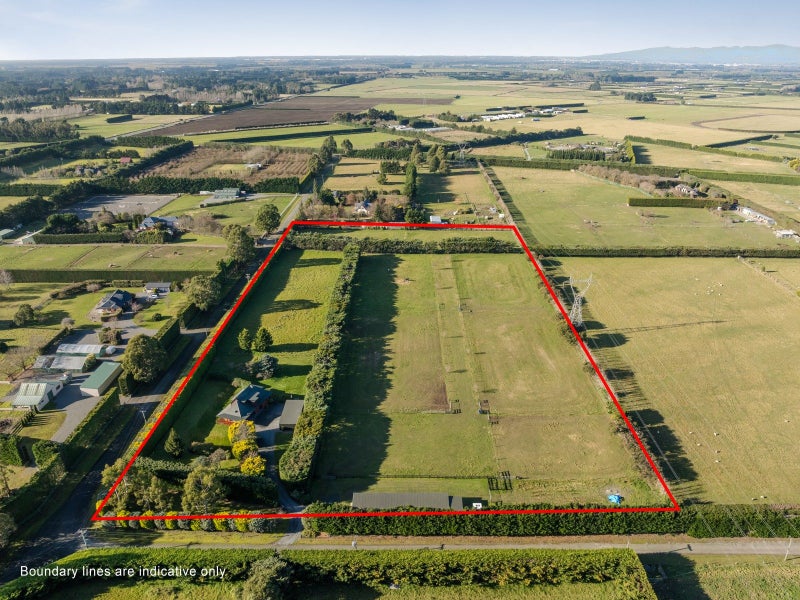 11/285 Lawford Road, West Melton - Carousel 2