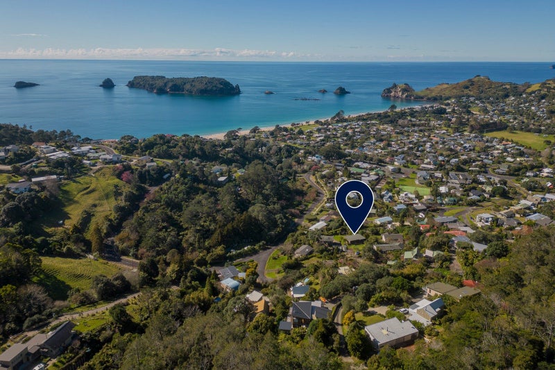 3 Patricia Place, Hahei, Whitianga - Carousel 1