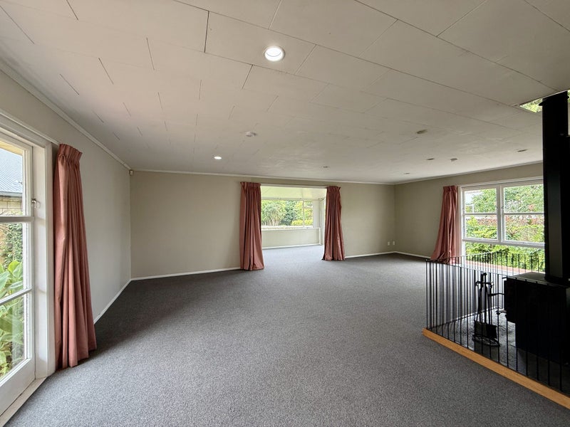 17 Laurence Street, Queenwood, Hamilton, Waikato - Carousel 2