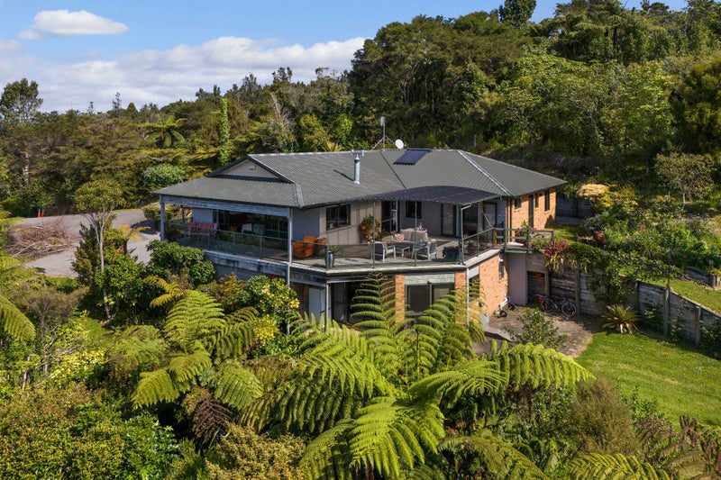 427 Lund Road, Aongatete, Katikati - Carousel 1