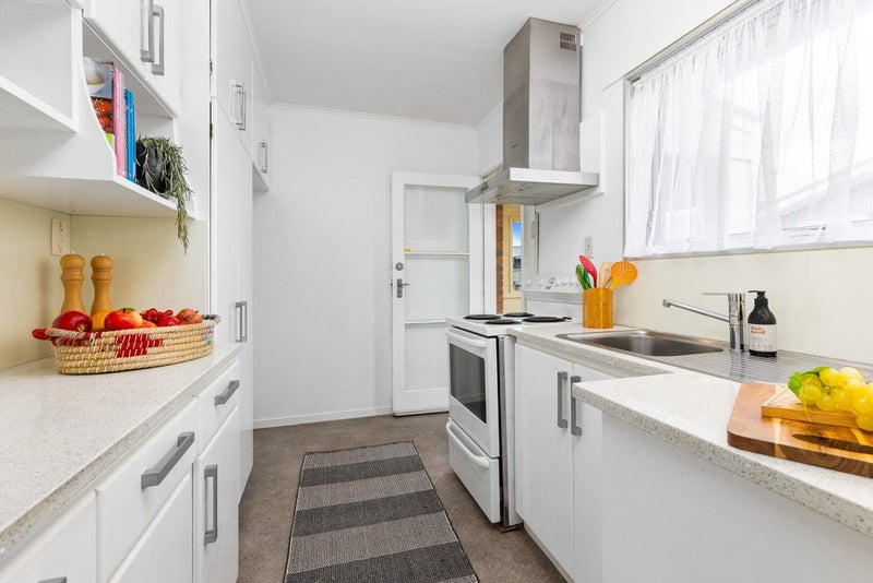 2/17 Doment Crescent, Orewa, Orewa - Carousel 19