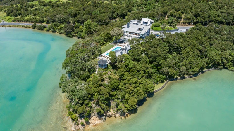 309 Manawaora Road, Parekura Bay - Carousel 35