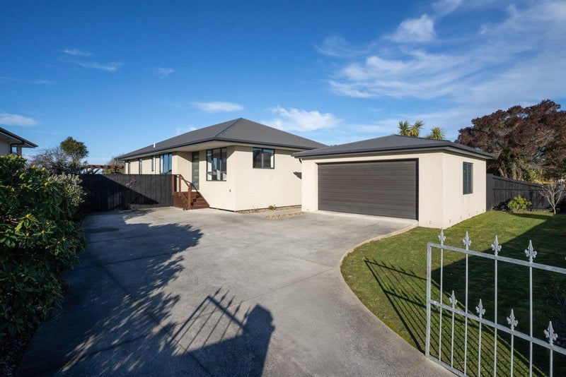 14 Farnborough Street, Aranui, Christchurch - Carousel 37