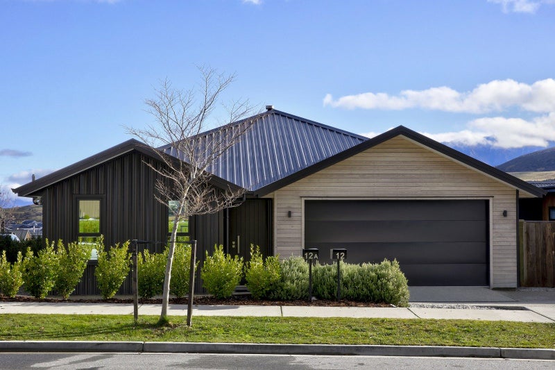 12 Muster Road, Jacks Point, Queenstown - Carousel 1