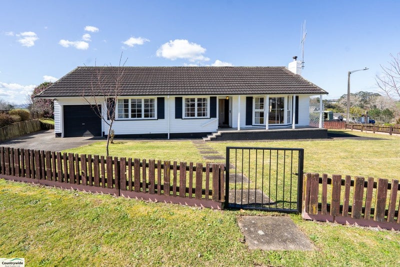 16 Ruru Crescent, Putaruru - Carousel 1