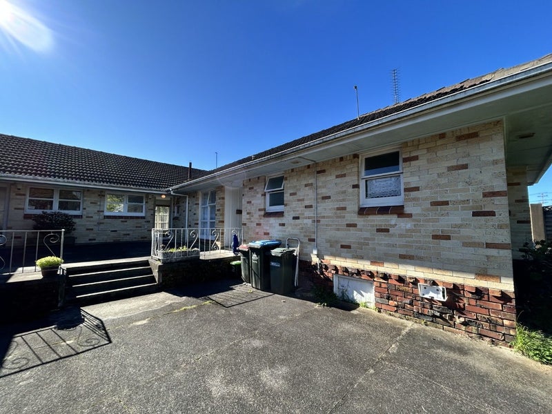 3/9 Bowling Avenue, Epsom, Auckland - Carousel 17